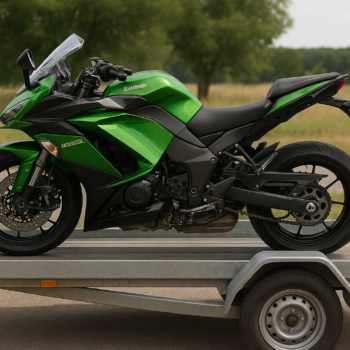 Combien pèse une moto 1000z Kawasaki