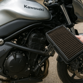 output1-7.png Quand changer filtre a aire Kawasaki 650 ER6 2010